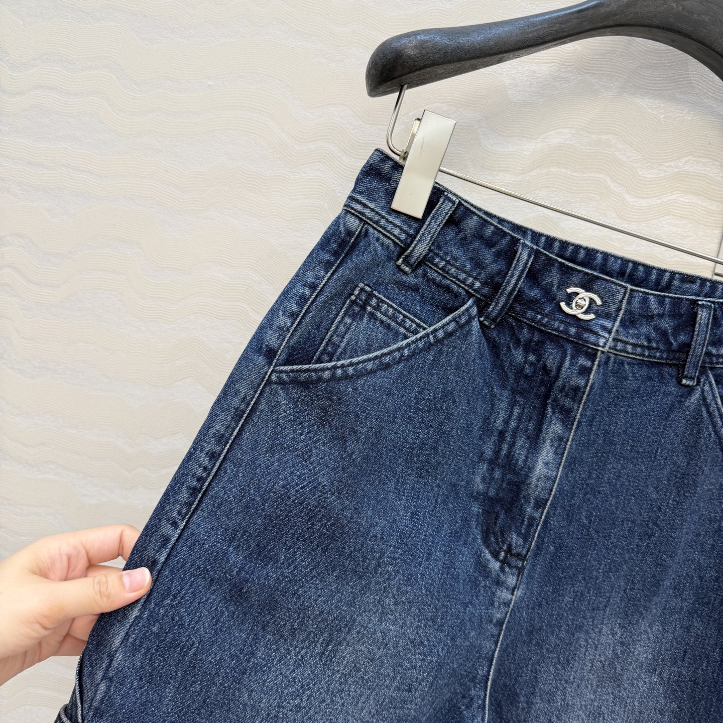 爆单推荐❤️coco女孩26p春夏新品，书包扣直筒牛仔中裤！白富美必入叠搭神器！定制双C工装口袋，复古酵