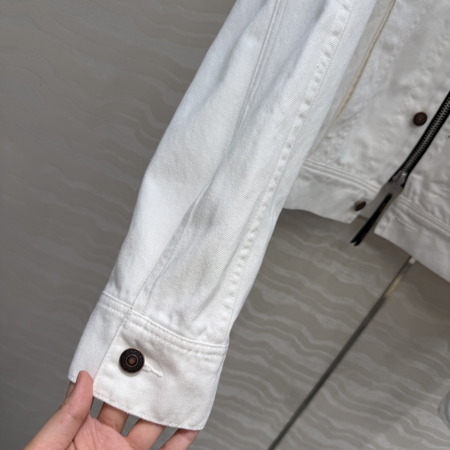 爆单推荐❤️原单品质❤️CE双开拉链白色牛仔夹克外套！气质落肩宽松版型高级又时髦！可甜可盐百搭不挑人，定