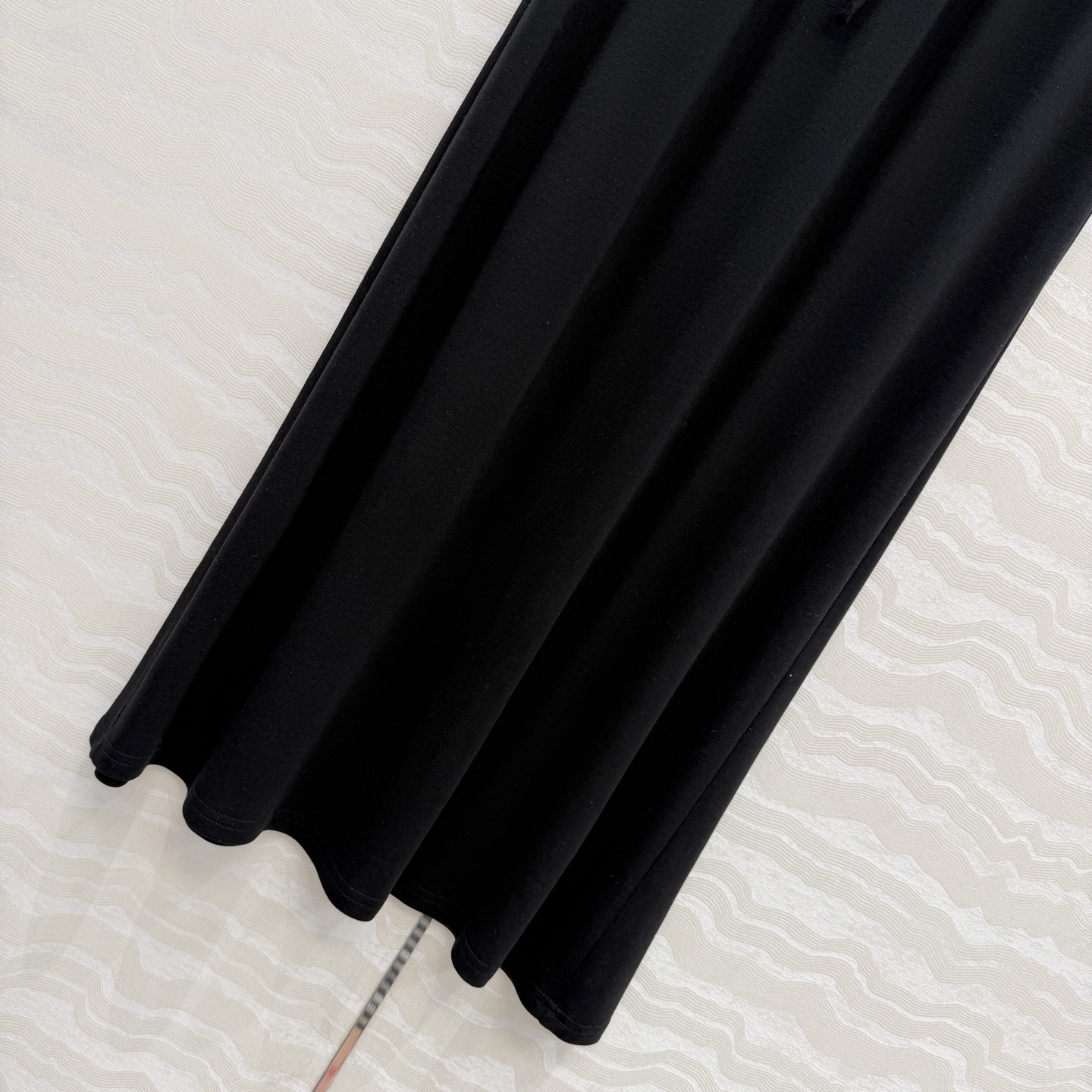 原单品质❤️Row风纸片人穿搭！进口天丝羊毛松紧腰长半裙！走路带风的气质慵懒感。超级显瘦神器！极简叠搭单