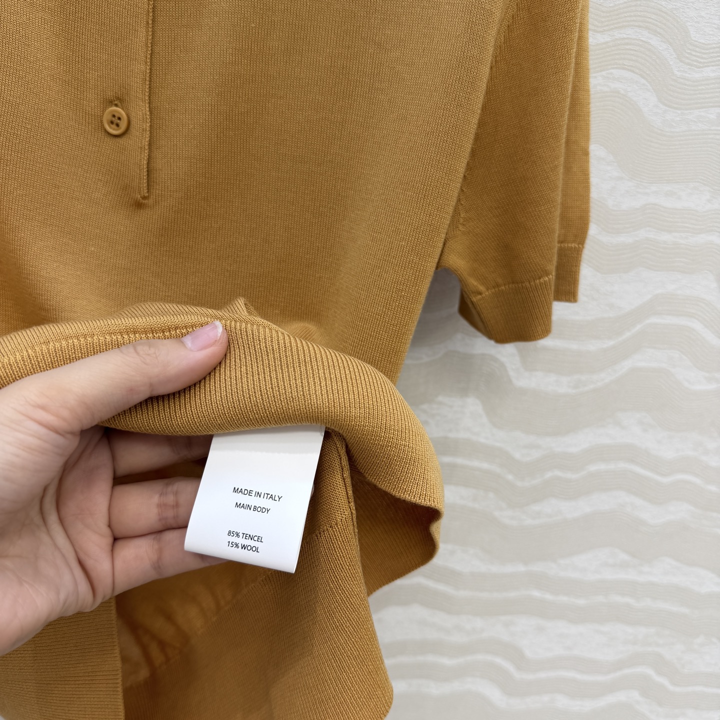 高端原单品质❤️Lp高智感老钱风穿搭！春夏新品高级素色天丝羊毛polo领短袖上衣！18针工艺温柔极致优雅