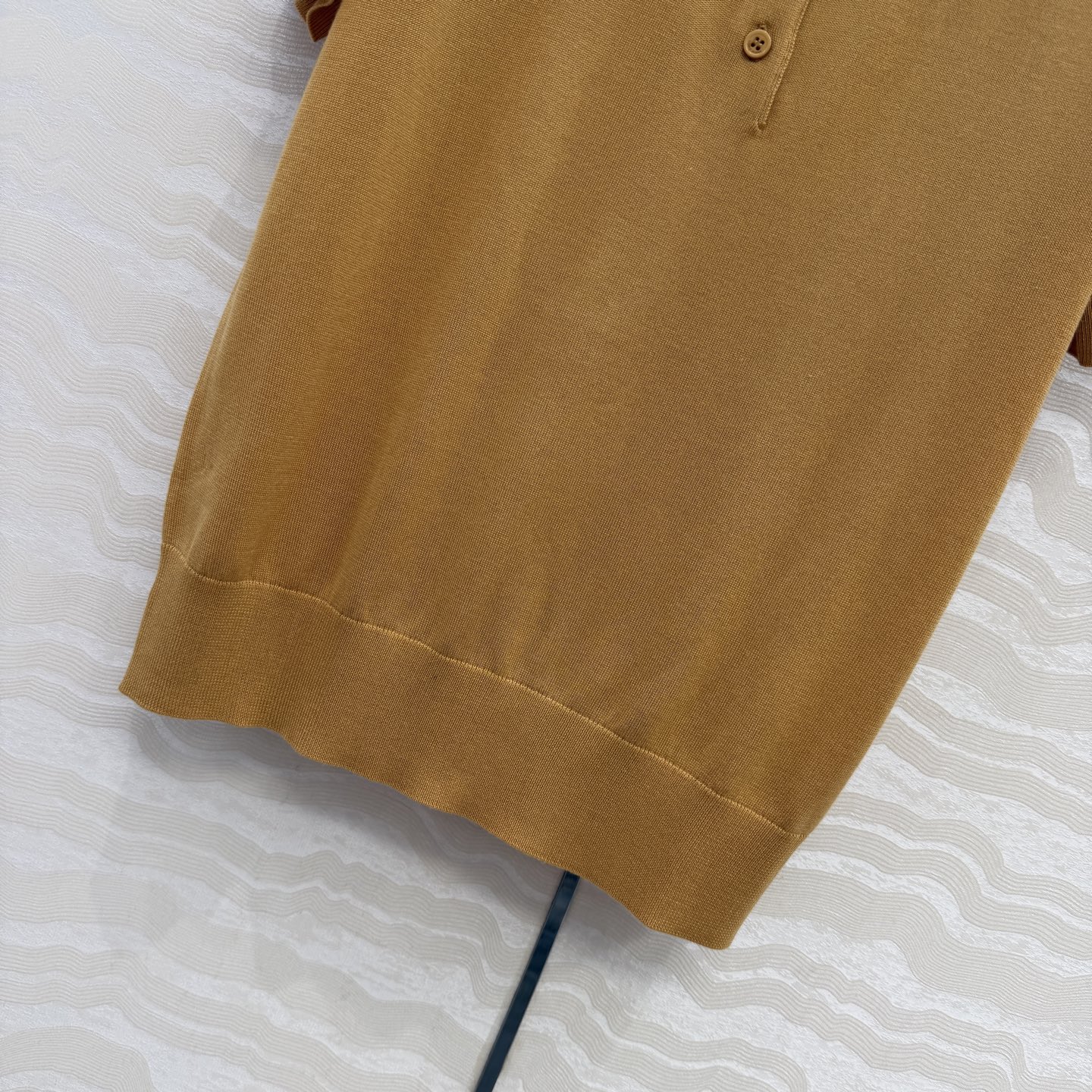 高端原单品质❤️Lp高智感老钱风穿搭！春夏新品高级素色天丝羊毛polo领短袖上衣！18针工艺温柔极致优雅