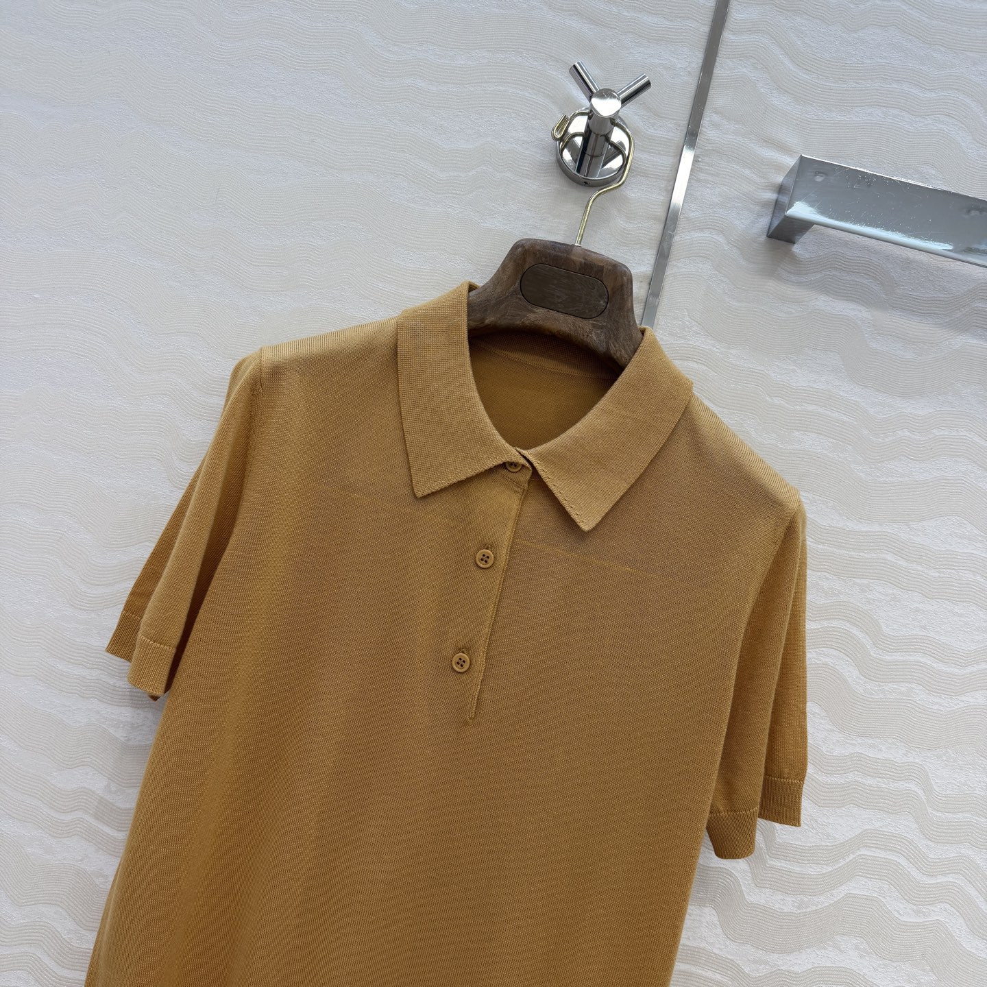 高端原单品质❤️Lp高智感老钱风穿搭！春夏新品高级素色天丝羊毛polo领短袖上衣！18针工艺温柔极致优雅