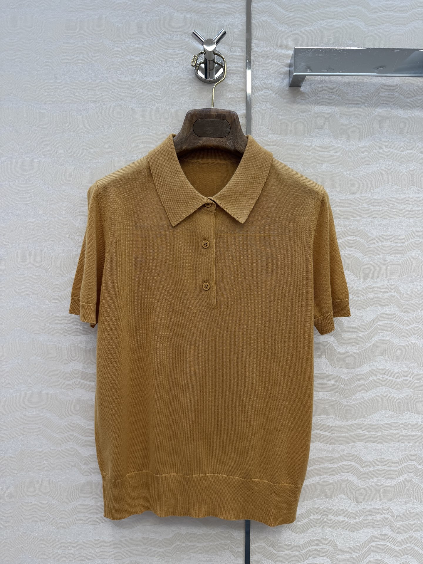 高端原单品质❤️Lp高智感老钱风穿搭！春夏新品高级素色天丝羊毛polo领短袖上衣！18针工艺温柔极致优雅
