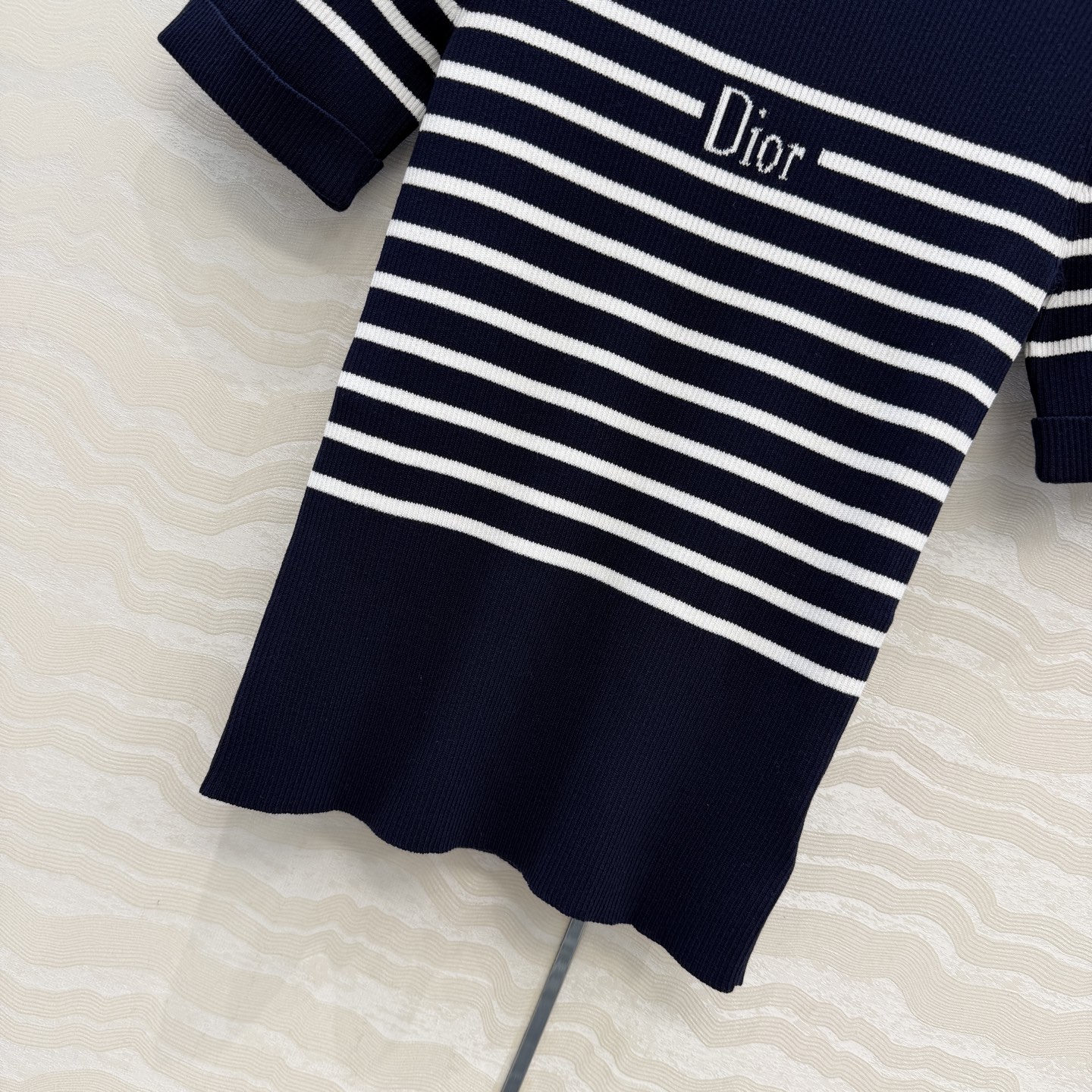 高端原单品质，❤️MissD26春夏新品！海军风圆领修身设计针织衫！条纹撞色超级显白的色调！定制进口纯棉