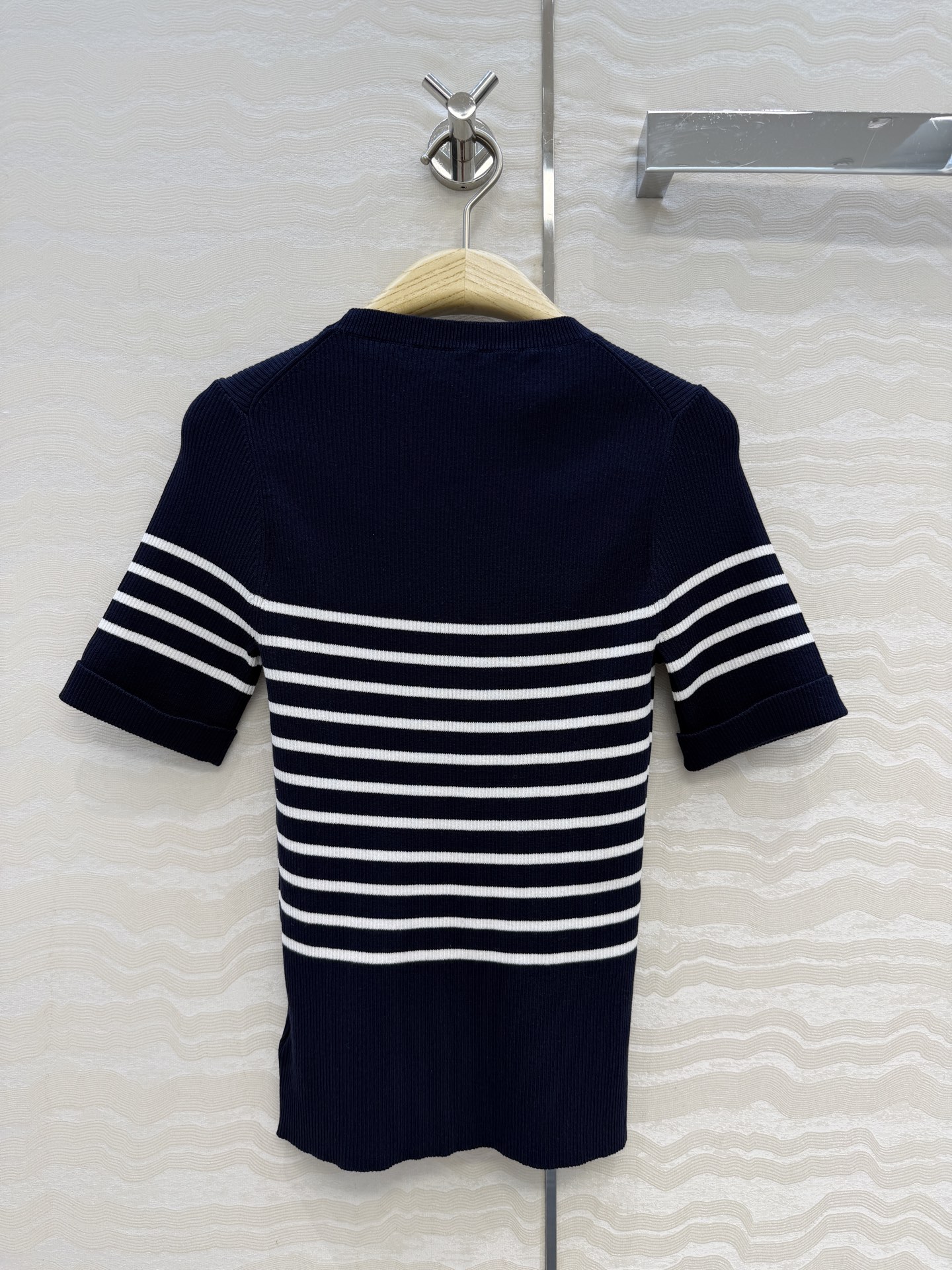高端原单品质，❤️MissD26春夏新品！海军风圆领修身设计针织衫！条纹撞色超级显白的色调！定制进口纯棉