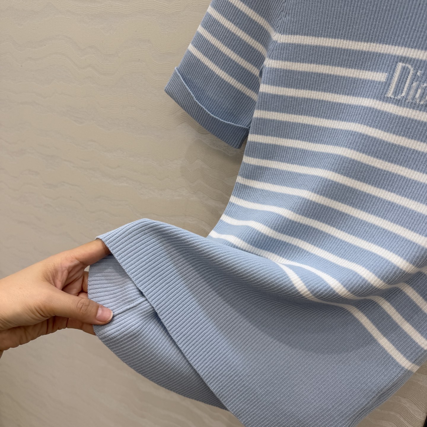 高端原单品质，❤️MissD26春夏新品！海军风圆领修身设计针织衫！条纹撞色超级显白的色调！定制进口纯棉