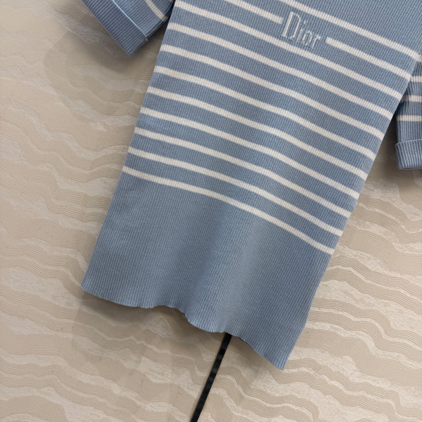 高端原单品质，❤️MissD26春夏新品！海军风圆领修身设计针织衫！条纹撞色超级显白的色调！定制进口纯棉