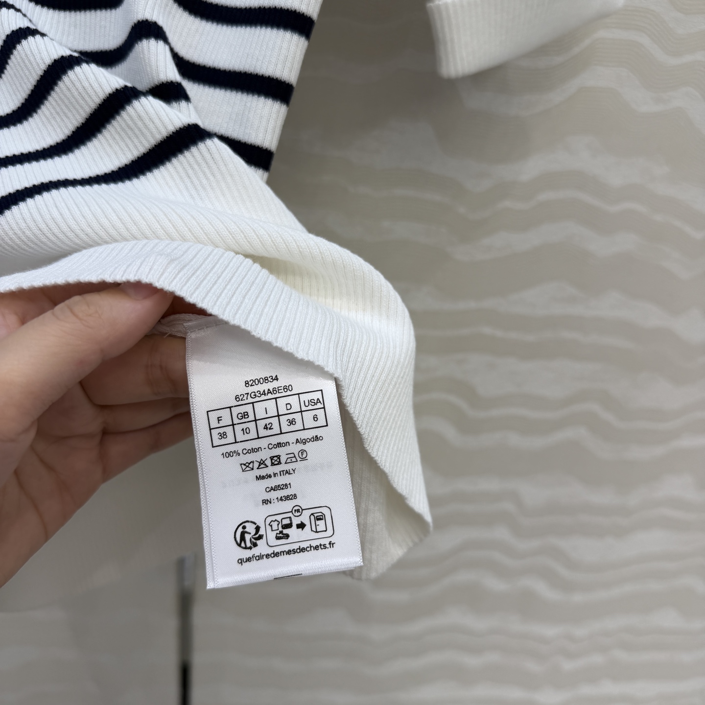 高端原单品质，❤️MissD26春夏新品！海军风圆领修身设计针织衫！黑白条纹撞色超级显白的色调！定制进口