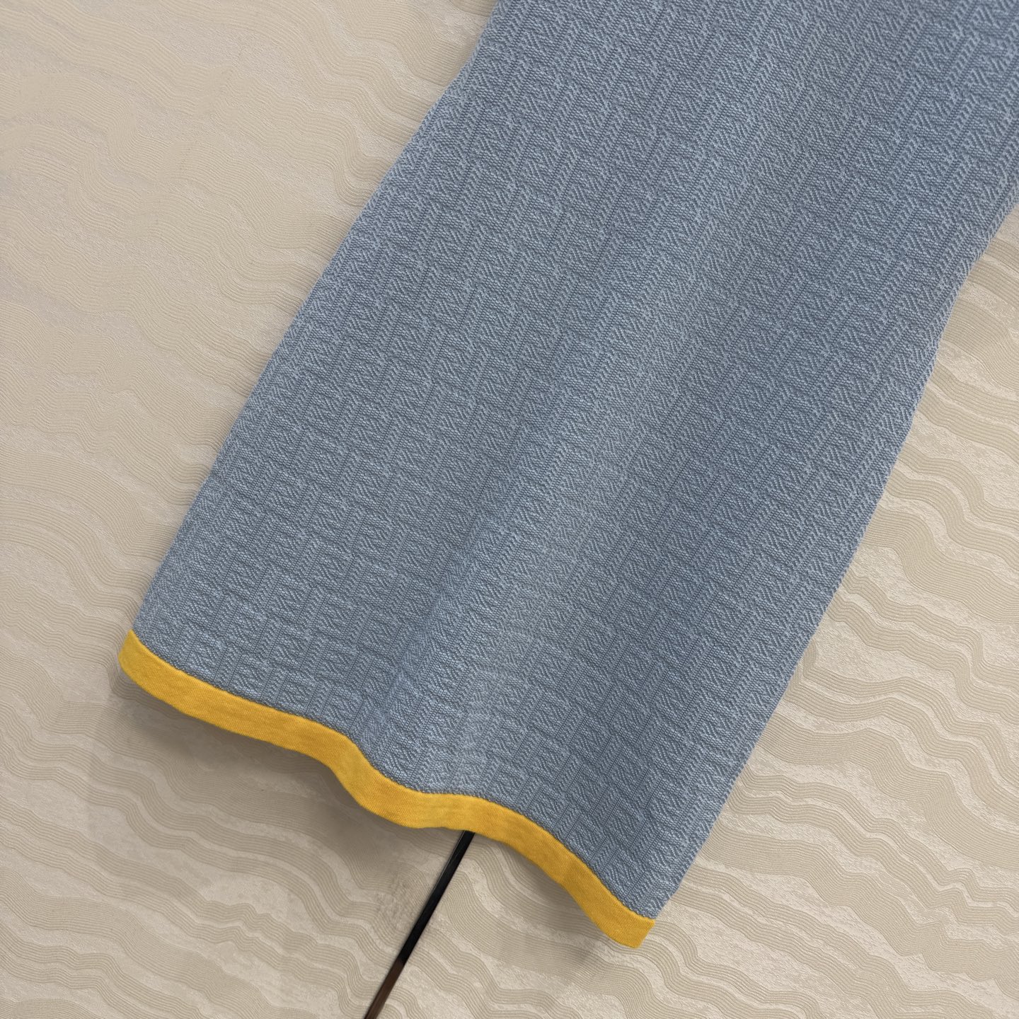 原单品质❤️FF兰西雅同款春夏新品。polo领针织连衣裙！马卡龙配色夏日气息满满！双织纯棉蚕丝纱线细腻柔