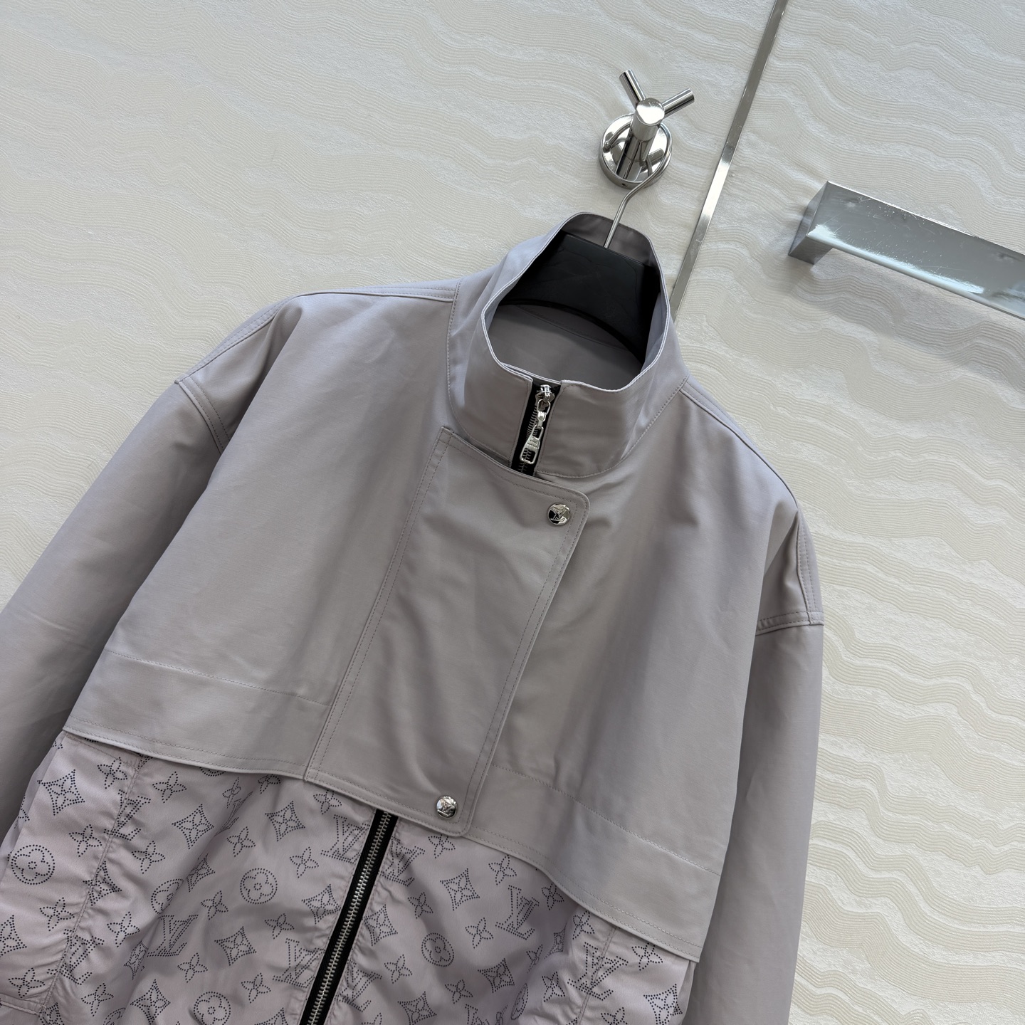 爆单推荐，原单品质💕26春夏新品！flight mode经典MONOGRAM拼接夹克外套！假两件设计高级