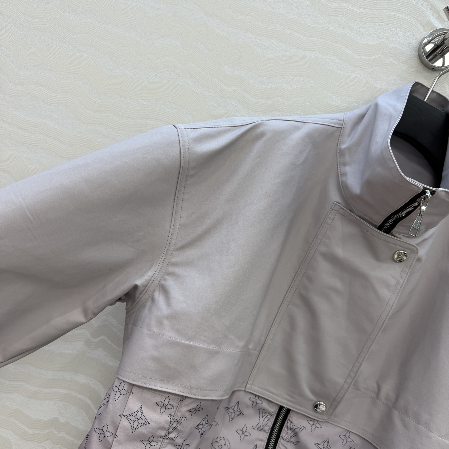 爆单推荐，原单品质💕26春夏新品！flight mode经典MONOGRAM拼接夹克外套！假两件设计高级