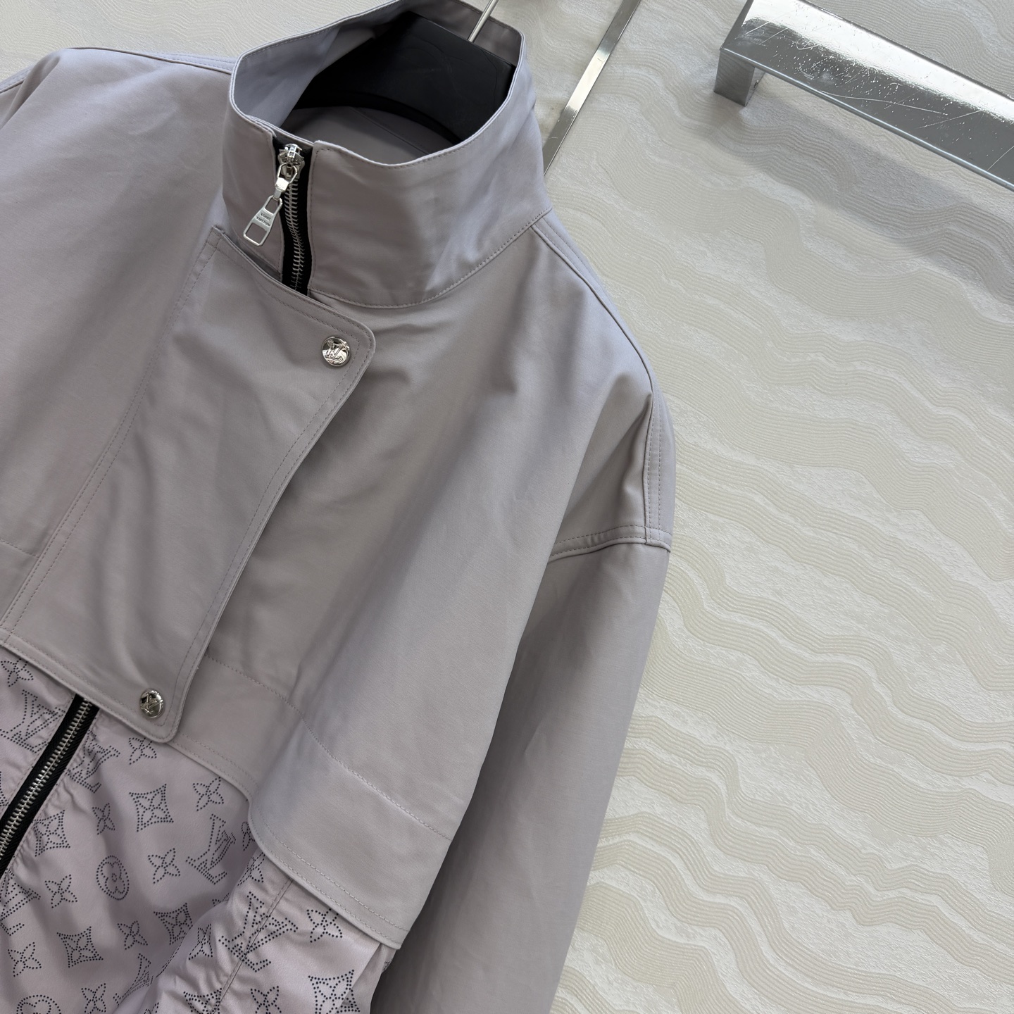 爆单推荐，原单品质💕26春夏新品！flight mode经典MONOGRAM拼接夹克外套！假两件设计高级