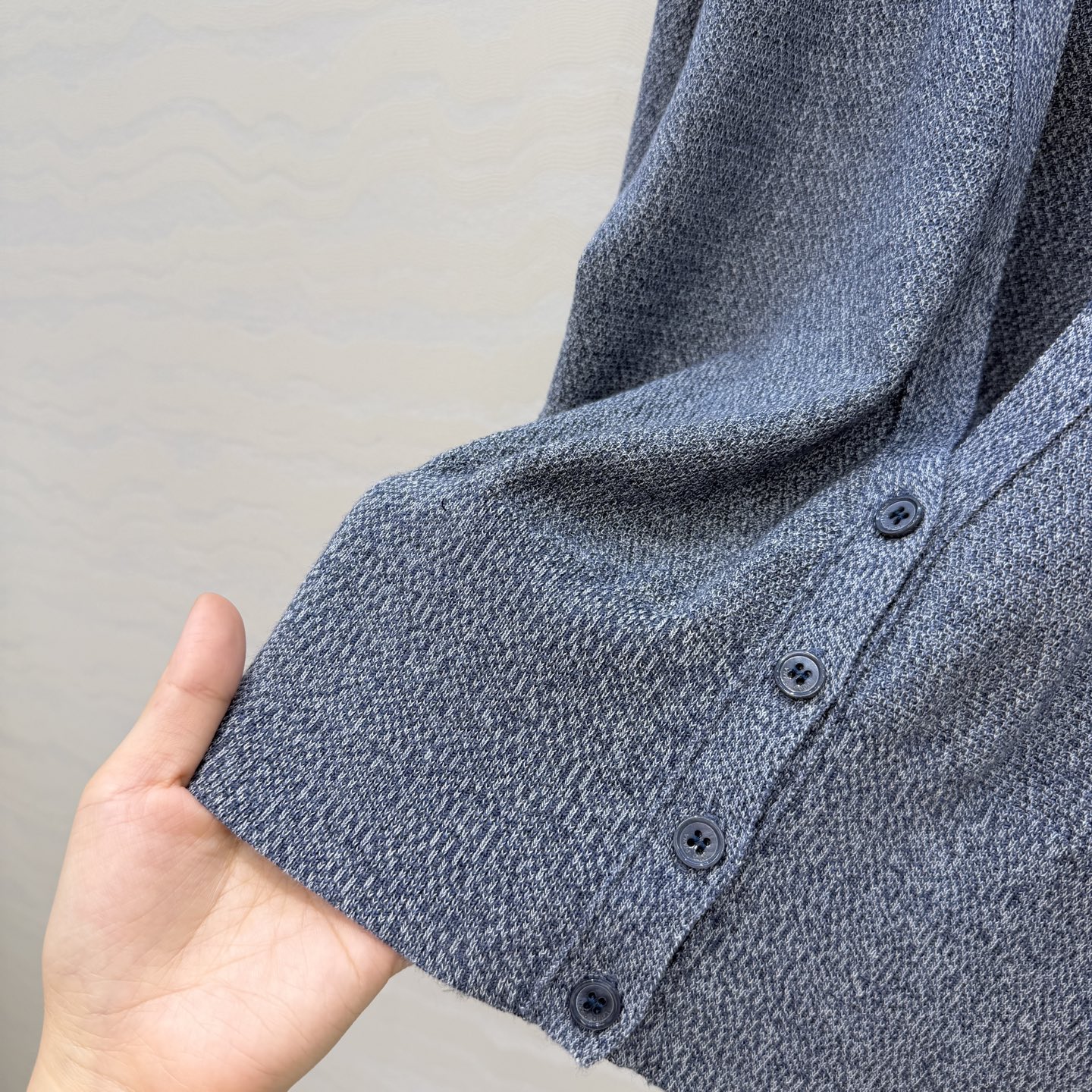 高端原单品质❤️Lp高智感老钱风穿搭！春夏新品高级静谧蓝针织短袖开衫。18针工艺温柔极致优雅的调调，简约