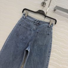 原单品质🍒coco女孩穿搭,26s怀旧洗水丹宁牛仔裤!手工编织金属链条带口袋装饰。菱格刺绣袋盖 直筒裤型 原单品质🍒coco女孩穿搭,26s怀旧洗水丹宁牛仔裤!手工编织金属链条带口袋装饰。菱格刺绣袋盖 直筒裤型