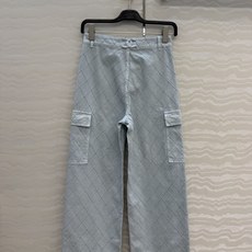 原单品质❤️Coco女孩beach沙滩🏖️系列度假新品!重工刺绣菱格线绣牛仔直筒裤!工装口袋卷裤脚设计经 原单品质❤️Coco女孩beach沙滩🏖️系列度假新品!重工刺绣菱格线绣牛仔直筒裤!工装口袋卷裤脚设计经