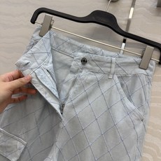 原单品质❤️Coco女孩beach沙滩🏖️系列度假新品!重工刺绣菱格线绣牛仔直筒裤!工装口袋卷裤脚设计经 原单品质❤️Coco女孩beach沙滩🏖️系列度假新品!重工刺绣菱格线绣牛仔直筒裤!工装口袋卷裤脚设计经
