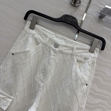 原单品质❤️Coco女孩beach沙滩🏖️系列度假新品!重工刺绣菱格线绣牛仔直筒裤!工装口袋卷裤脚设计经 原单品质❤️Coco女孩beach沙滩🏖️系列度假新品!重工刺绣菱格线绣牛仔直筒裤!工装口袋卷裤脚设计经