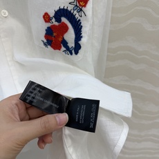 高端原单品质,lp🆕老钱风Andre花㚏刺绣口袋亚麻衬衫!重工定位立体毛巾绣工艺,两边小皮标装饰低调奢华 高端原单品质,lp🆕老钱风Andre花㚏刺绣口袋亚麻衬衫!重工定位立体毛巾绣工艺,两边小皮标装饰低调奢华