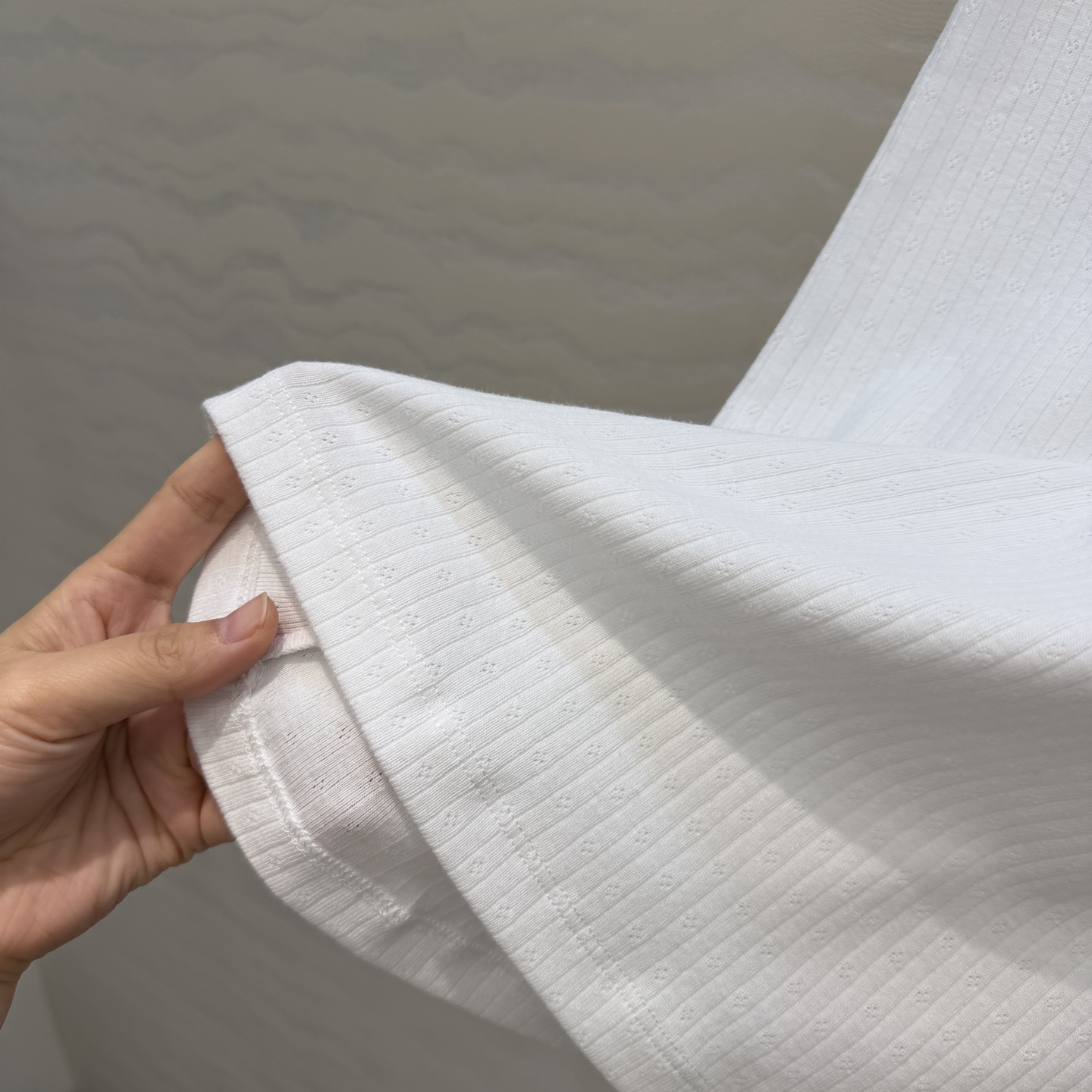 爆单推荐❤️原单品质🌸miu系少女穿搭！知性分子学院风U领小背心！气质氛围感叠搭单品，定制100%提花纯