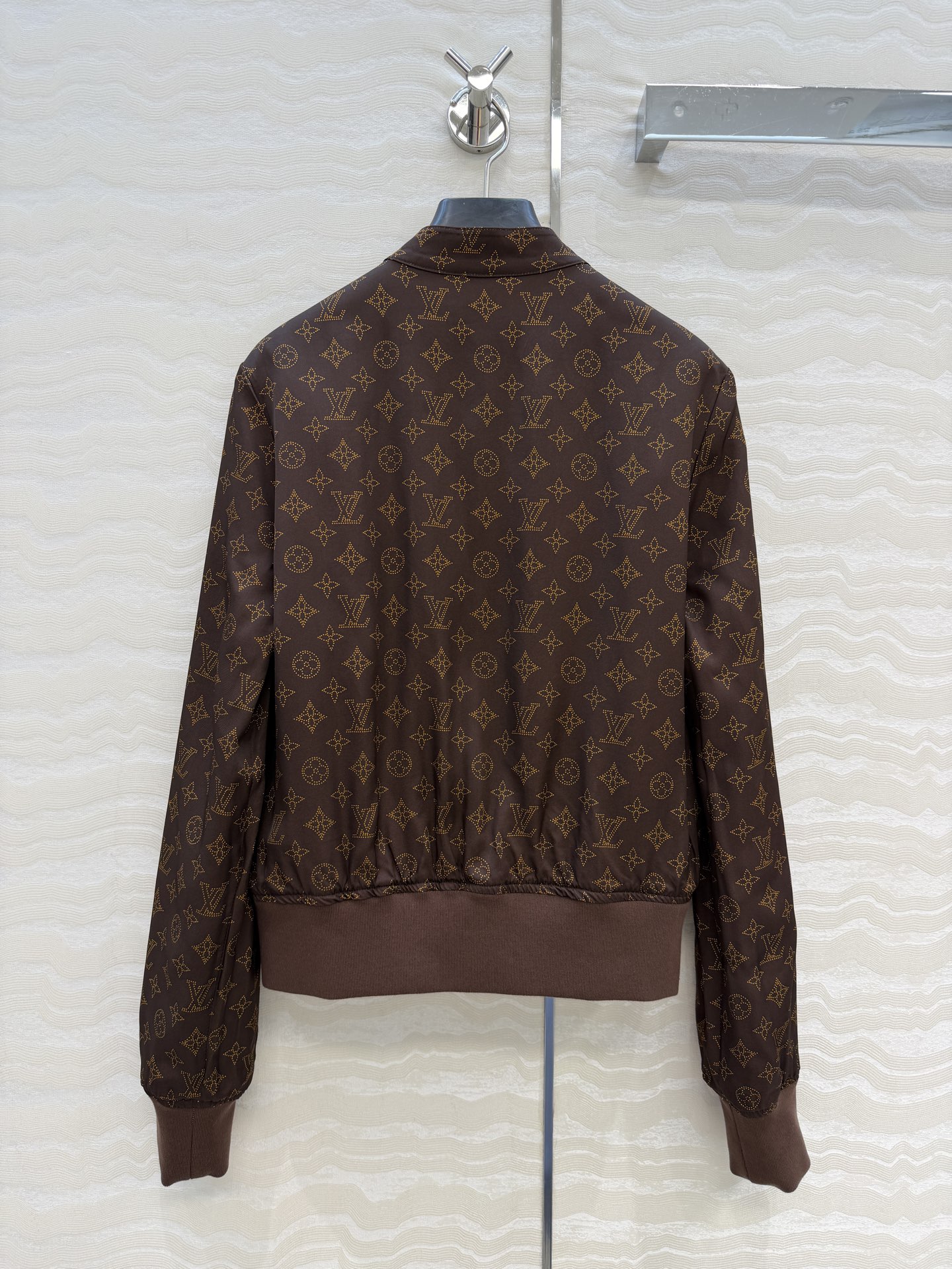 高端原单品质❤️26春夏新品MONOGRAM印花真丝夹克外套！100%真丝斜纹绸，纯棉复古格纹，双面可穿