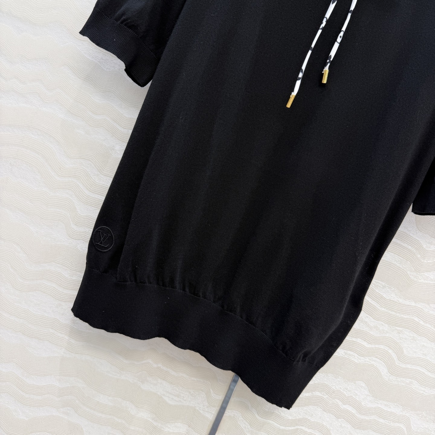 高端原单品质！26春夏新品，Monogram花㚏领结针织短袖上衣！18针瑞士机工艺！进口天丝纯棉纱线细腻