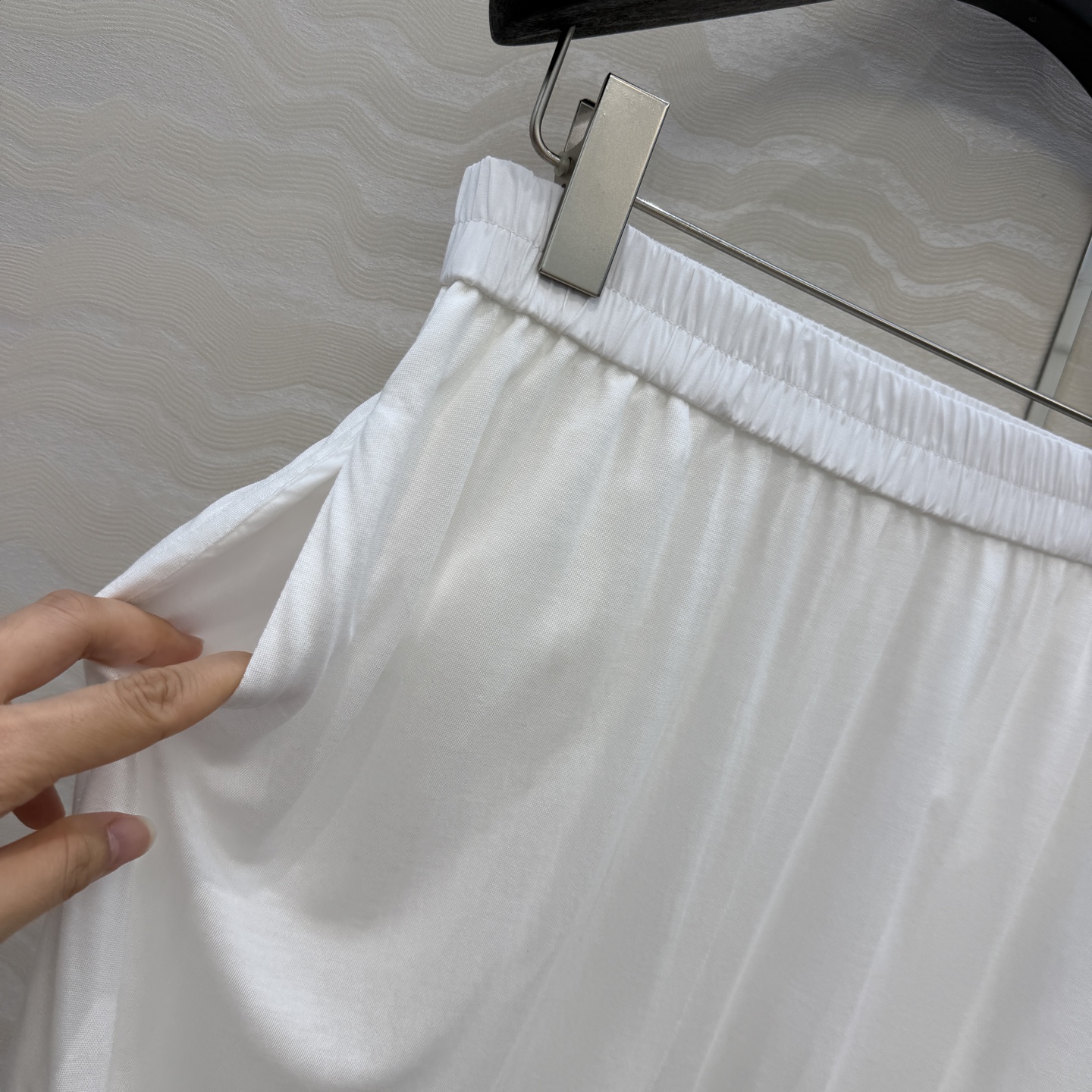 原单品质❤️26春夏新品MONOGRAM拼接设计工装休闲裤！橡筋腰头软糯轻盈的纯棉面料拼接挺阔感衬衫面料