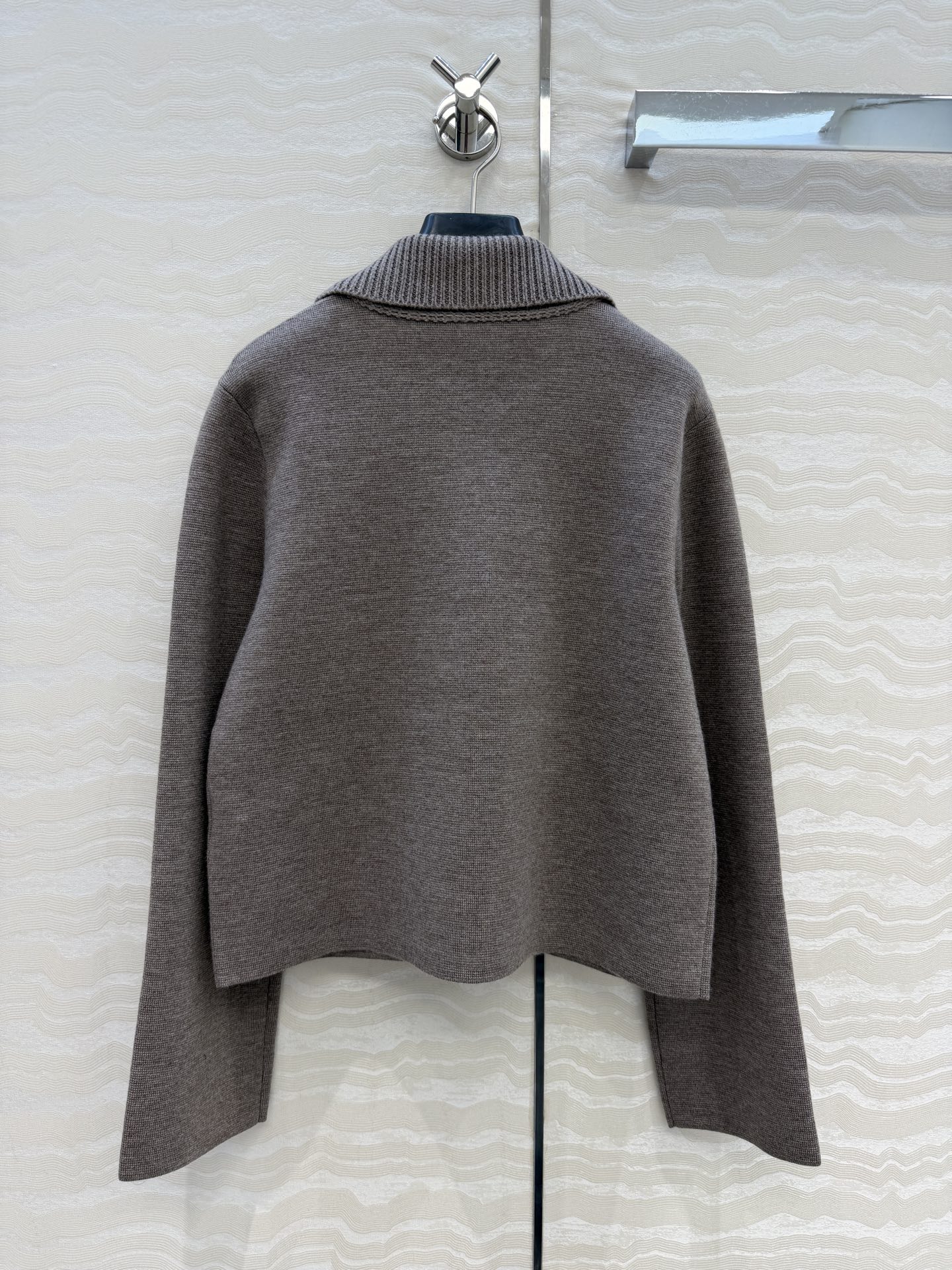高端原单品质❤️H高智感穿搭！26秋冬新品，经典翻领夹克羊毛外套！品质控必入🌚重磅950克瑞士机莱卡双织