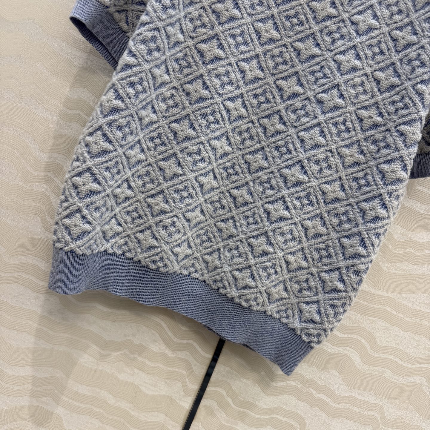 高端原单品质💕神仙颜值Resort度假系列限定新品！MONOGRAM提花羊毛短袖上衣！撞色包边抽绳设计经
