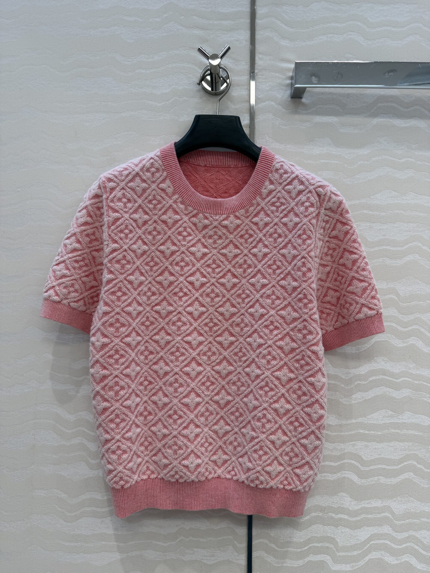 高端原单品质💕神仙颜值Resort度假系列限定新品！MONOGRAM提花羊毛短袖上衣！撞色包边抽绳设计经