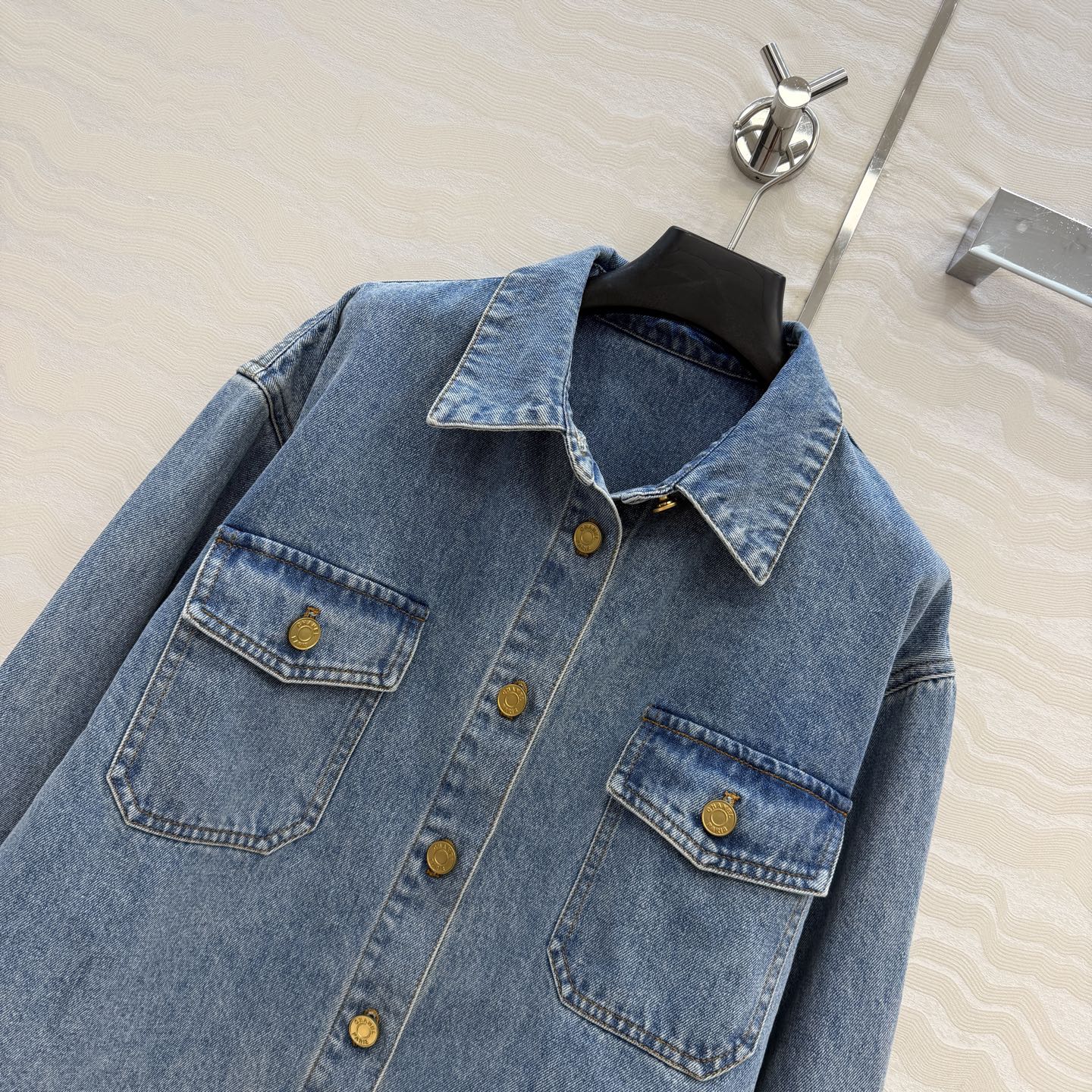 原单品质❤️coco女孩26p春夏新品，翻领衬衫外套！白富美必入叠搭神器！工装双口袋大衬衫，复古酵素洗水