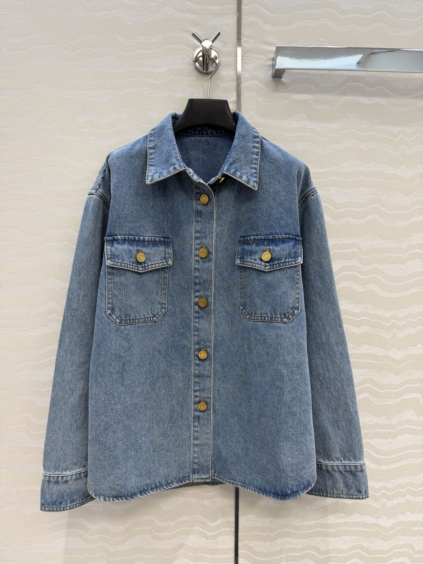 原单品质❤️coco女孩26p春夏新品，翻领衬衫外套！白富美必入叠搭神器！工装双口袋大衬衫，复古酵素洗水