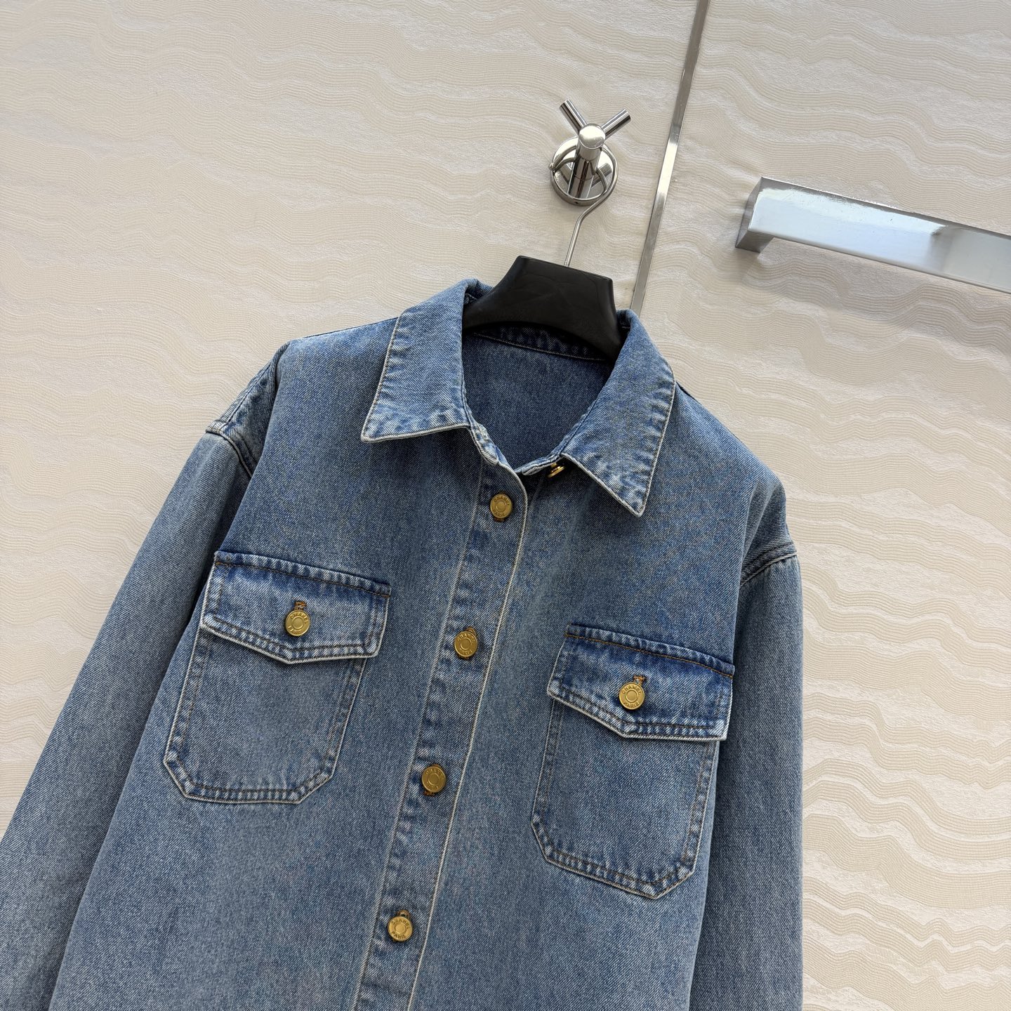 原单品质❤️coco女孩26p春夏新品，翻领衬衫外套！白富美必入叠搭神器！工装双口袋大衬衫，复古酵素洗水