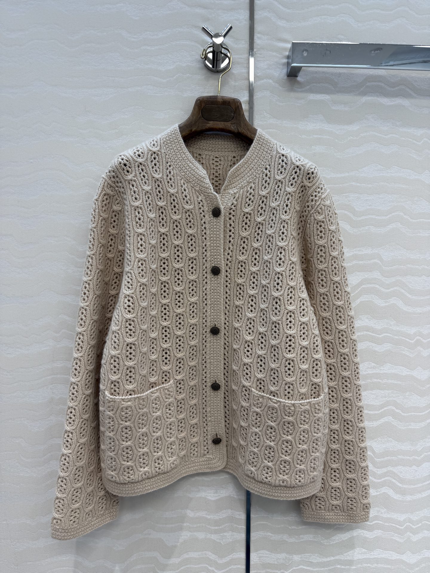 로로피아나 여성 가디건 132240 Loro Piana Cardigan