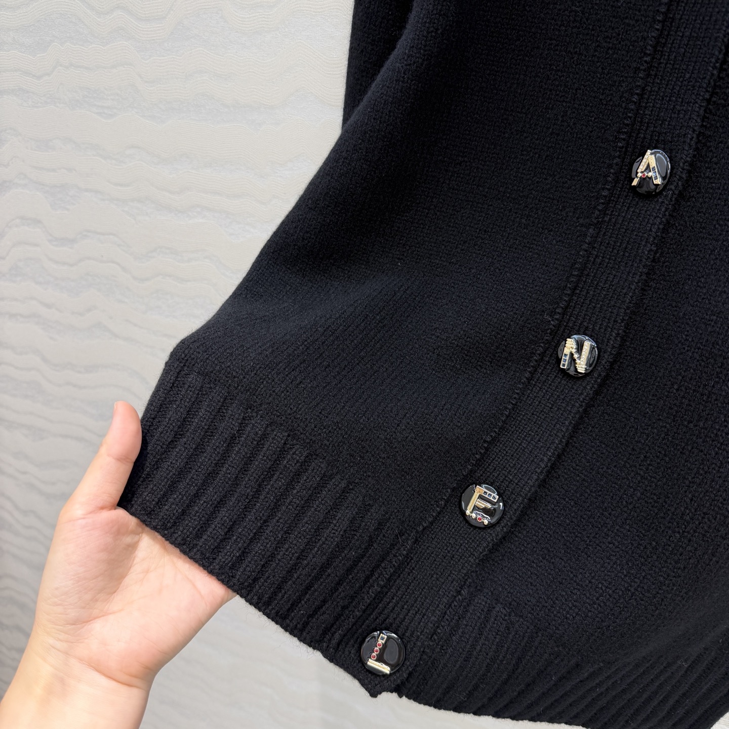 샤넬 여성 가디건 131995 Chanel Cardigan 썸네일 이미지