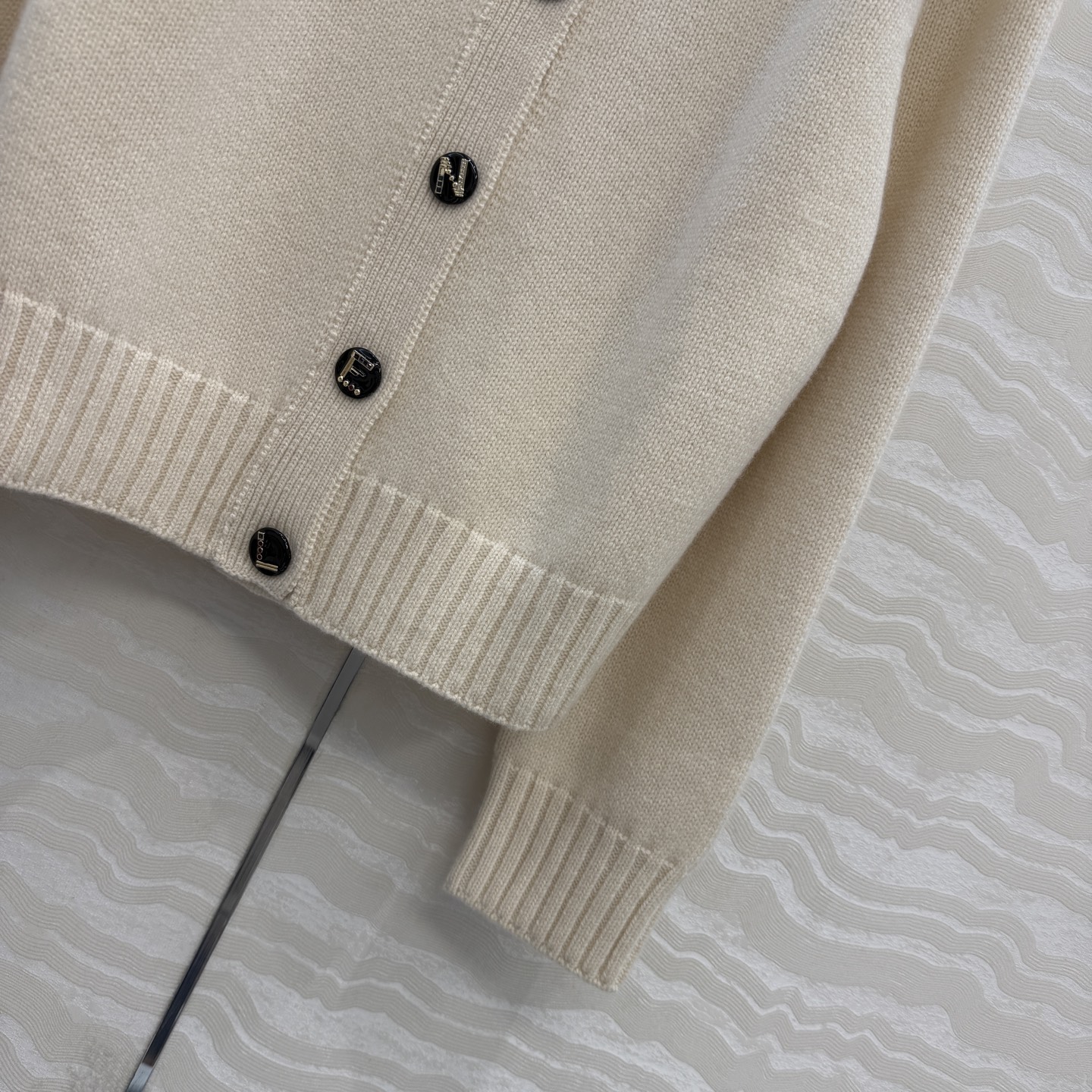 샤넬 여성 가디건 131994 Chanel Cardigan 썸네일 이미지