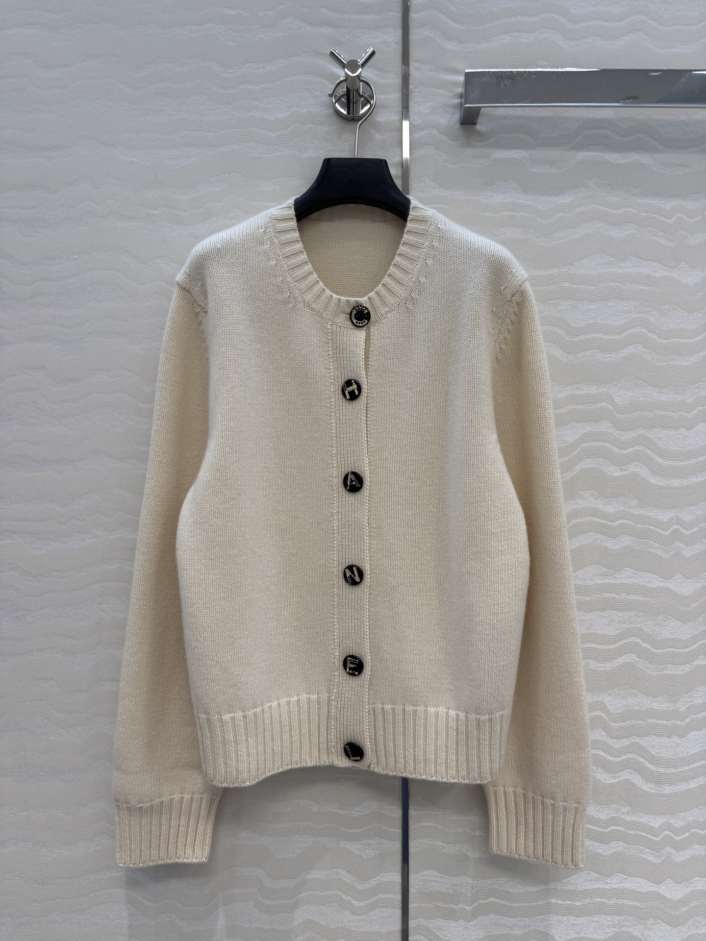 샤넬 여성 가디건 131994 Chanel Cardigan
