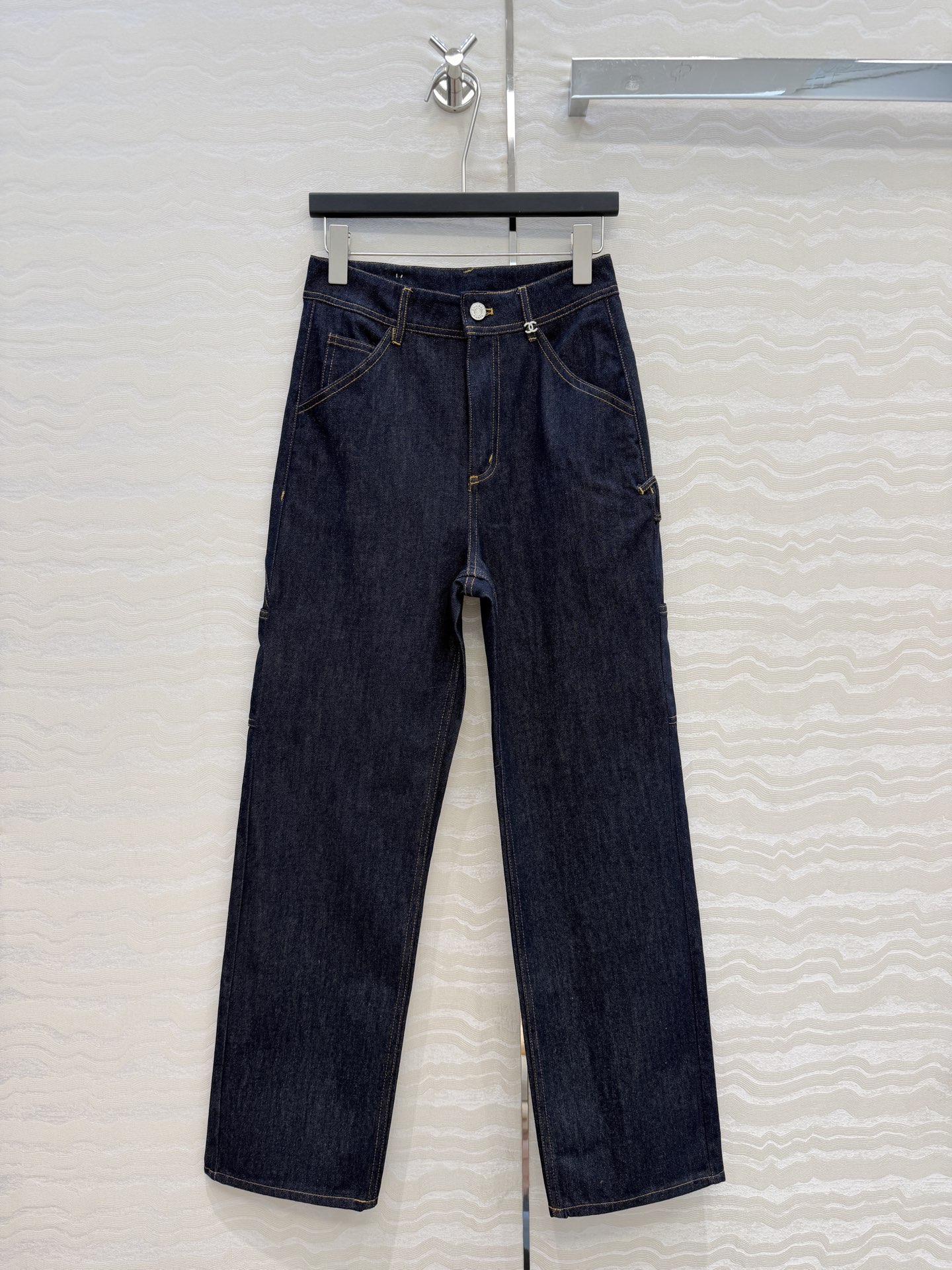 原单品质❤️coco女孩26b新品，神裤再现工装风口袋牛仔裤！白富美必入叠搭神器！定制重工立体双C工装口袋，复古酵素洗水