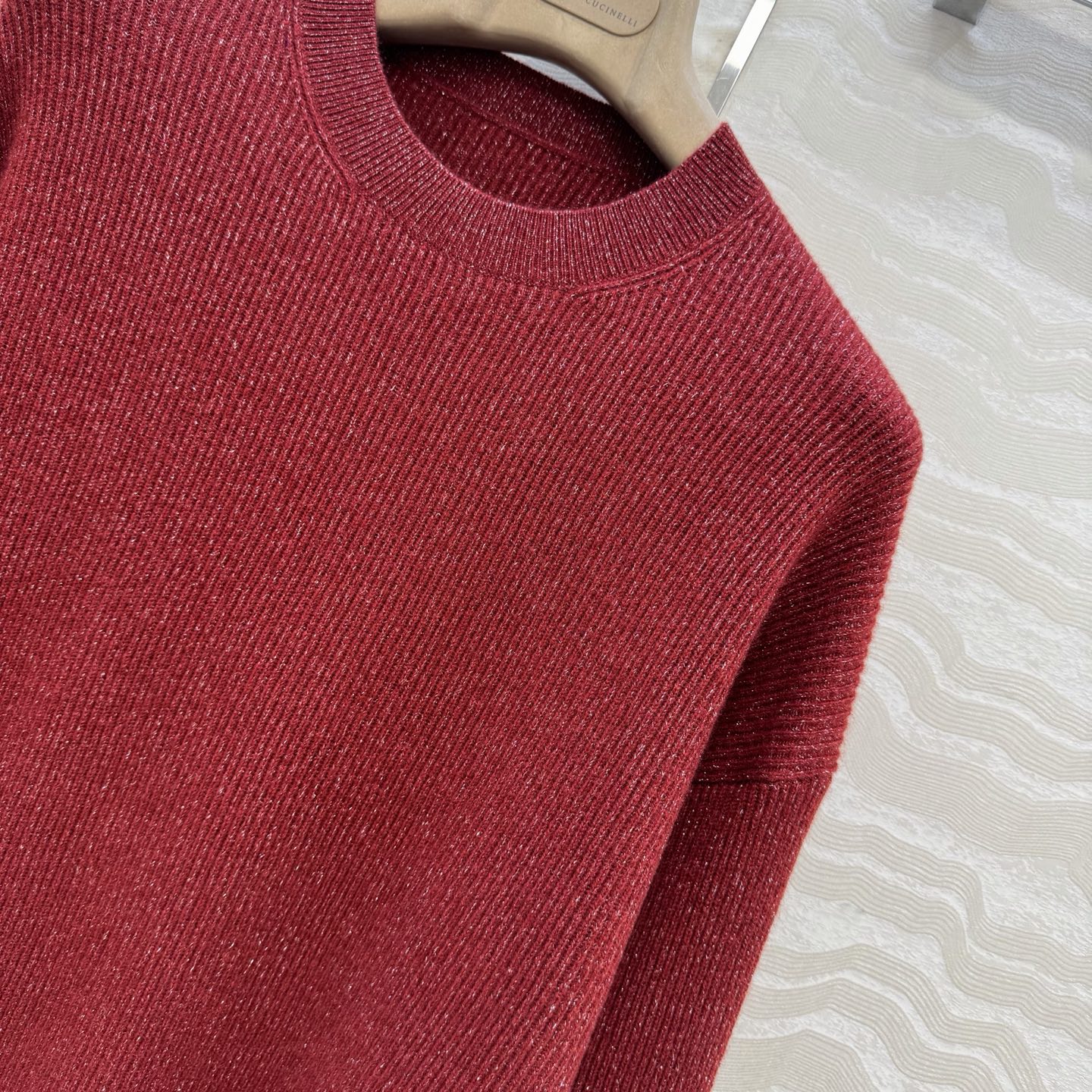 原单品质❤️行走的高定 Bc老钱风穿搭，金丝银线羊绒上衣！复古减龄气质氛围感！极简老钱风穿搭，定制羊绒纱线重工奢华神秘又