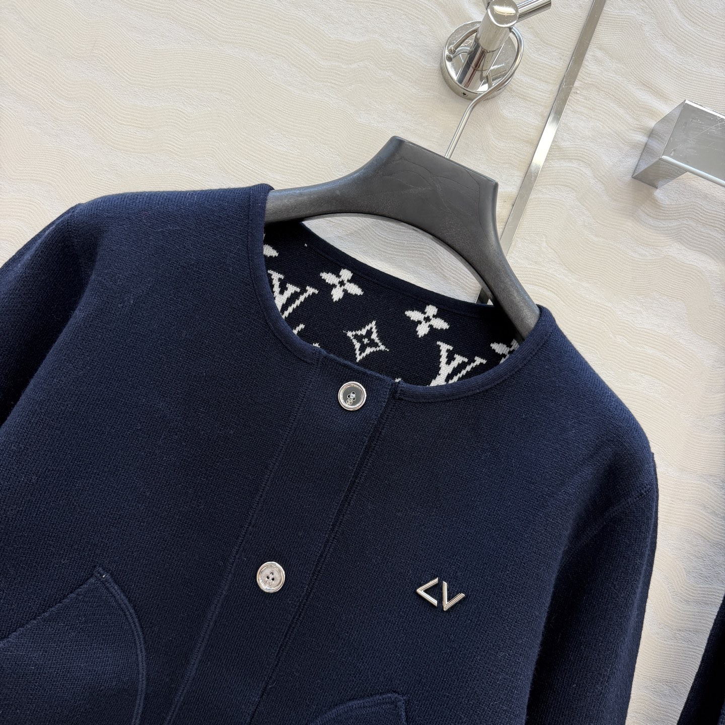 高端原单品质❤️爆单推荐❤️ 秋冬新品！MONOGRAM嵌织双色图案小外套，配送围巾设计减龄少女风穿搭定制五金配件，经典