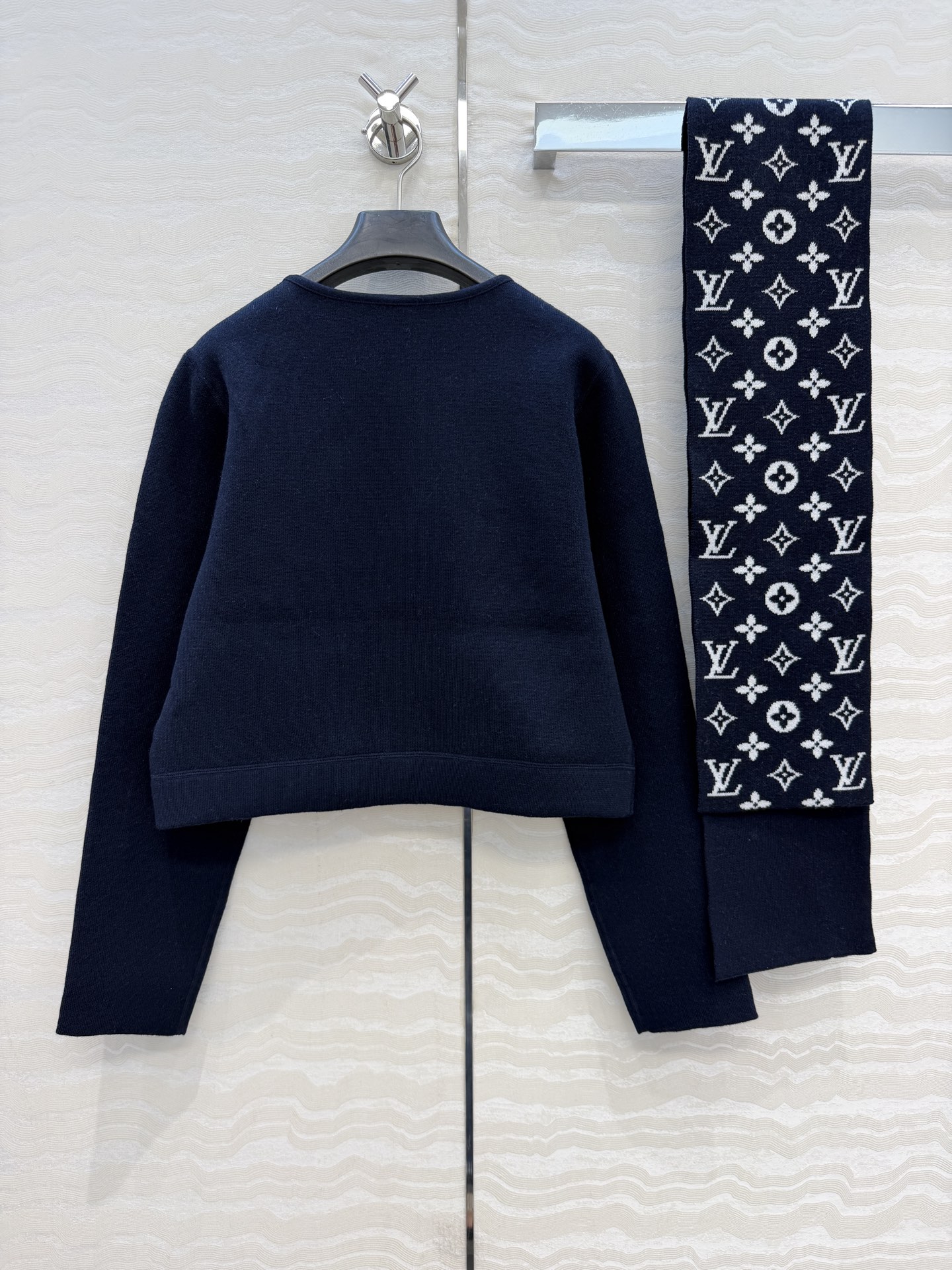 高端原单品质❤️爆单推荐❤️ 秋冬新品！MONOGRAM嵌织双色图案小外套，配送围巾设计减龄少女风穿搭定制五金配件，经典
