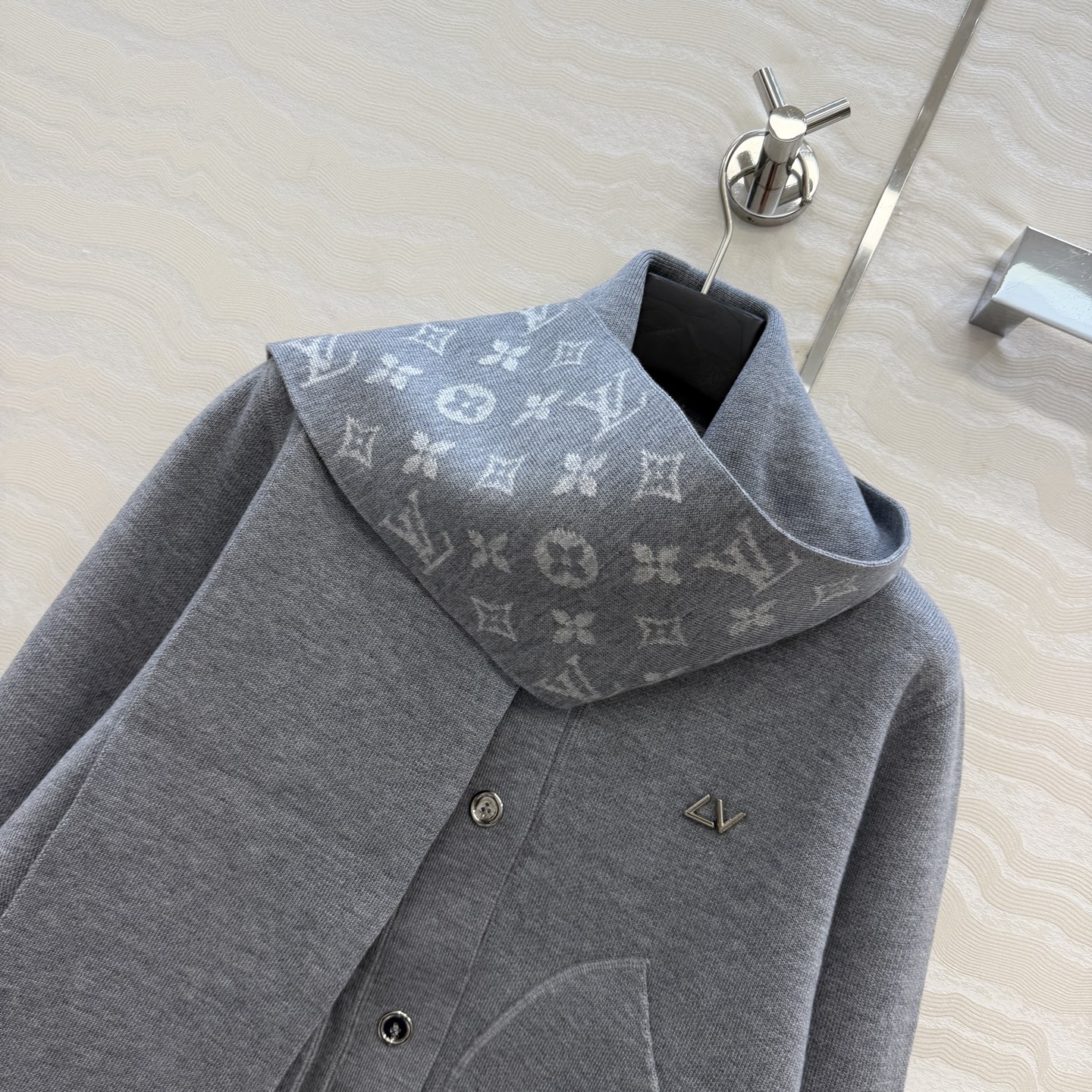 高端原单品质❤️爆单推荐❤️ 秋冬新品！MONOGRAM嵌织双色图案小外套，配送围巾设计减龄少女风穿搭定制五金配件，经典