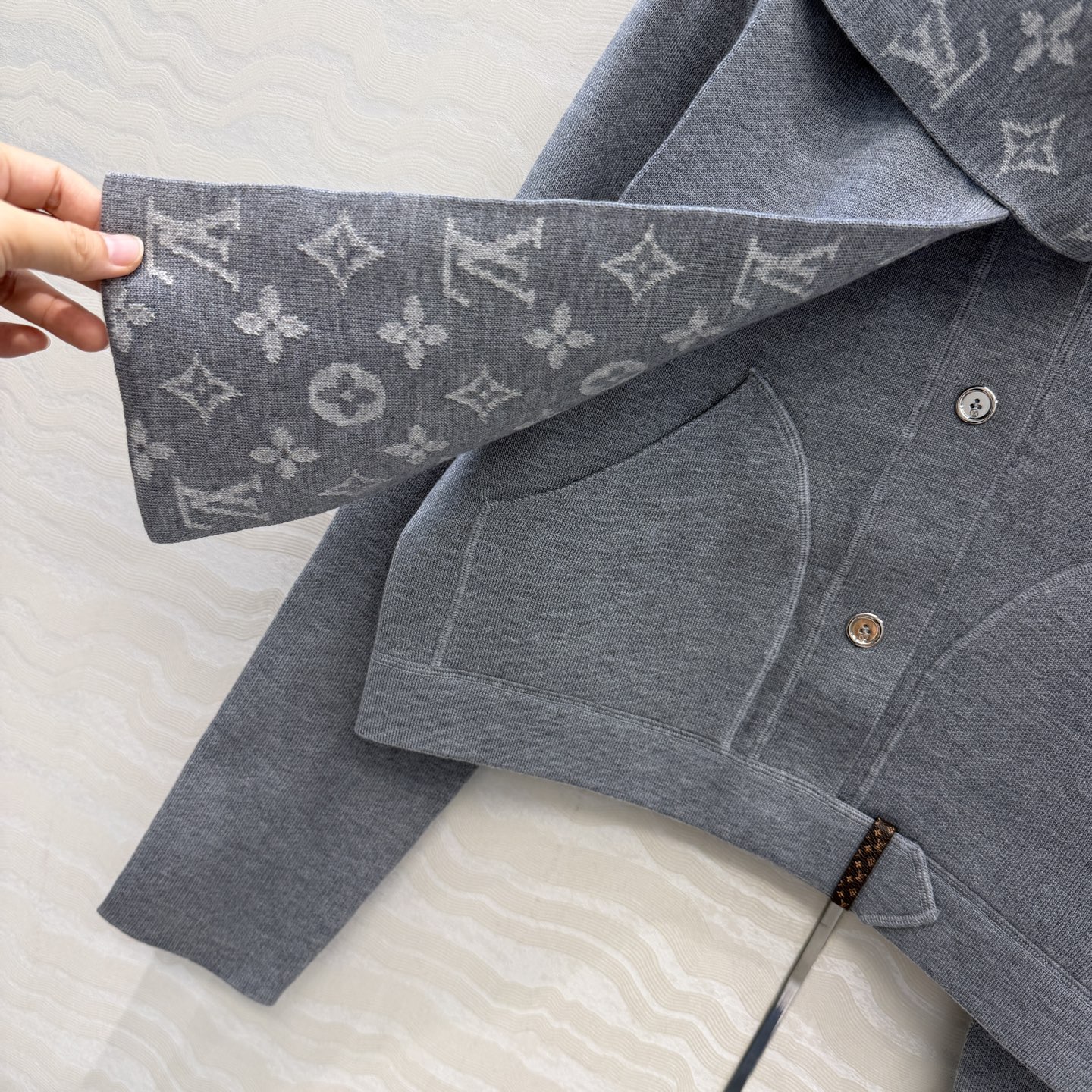 高端原单品质❤️爆单推荐❤️ 秋冬新品！MONOGRAM嵌织双色图案小外套，配送围巾设计减龄少女风穿搭定制五金配件，经典