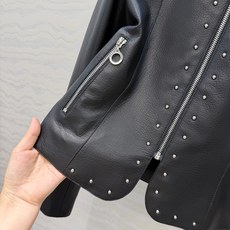 高端原单品质❤️H高智感穿搭,气质马术风真皮夹克外套!本季必入不可错过的单品!顶级100%进口小羊皮荔枝皮纹质感无敌!金 高端原单品质❤️H高智感穿搭,气质马术风真皮夹克外套!本季必入不可错过的单品!顶级100%进口小羊皮荔枝皮纹质感无敌!金