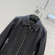 高端原单品质❤️H高智感穿搭,气质马术风真皮夹克外套!本季必入不可错过的单品!顶级100%进口小羊皮荔枝皮纹质感无敌!金 高端原单品质❤️H高智感穿搭,气质马术风真皮夹克外套!本季必入不可错过的单品!顶级100%进口小羊皮荔枝皮纹质感无敌!金