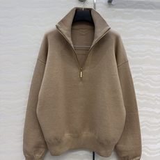 高端原单品质❤️26c早春新品,Coco美式学院风半拉链立领毛衣。jennie同款,瑞士机双织工艺定制进口羊毛蚕丝纱线。 高端原单品质❤️26c早春新品,Coco美式学院风半拉链立领毛衣。jennie同款,瑞士机双织工艺定制进口羊毛蚕丝纱线。