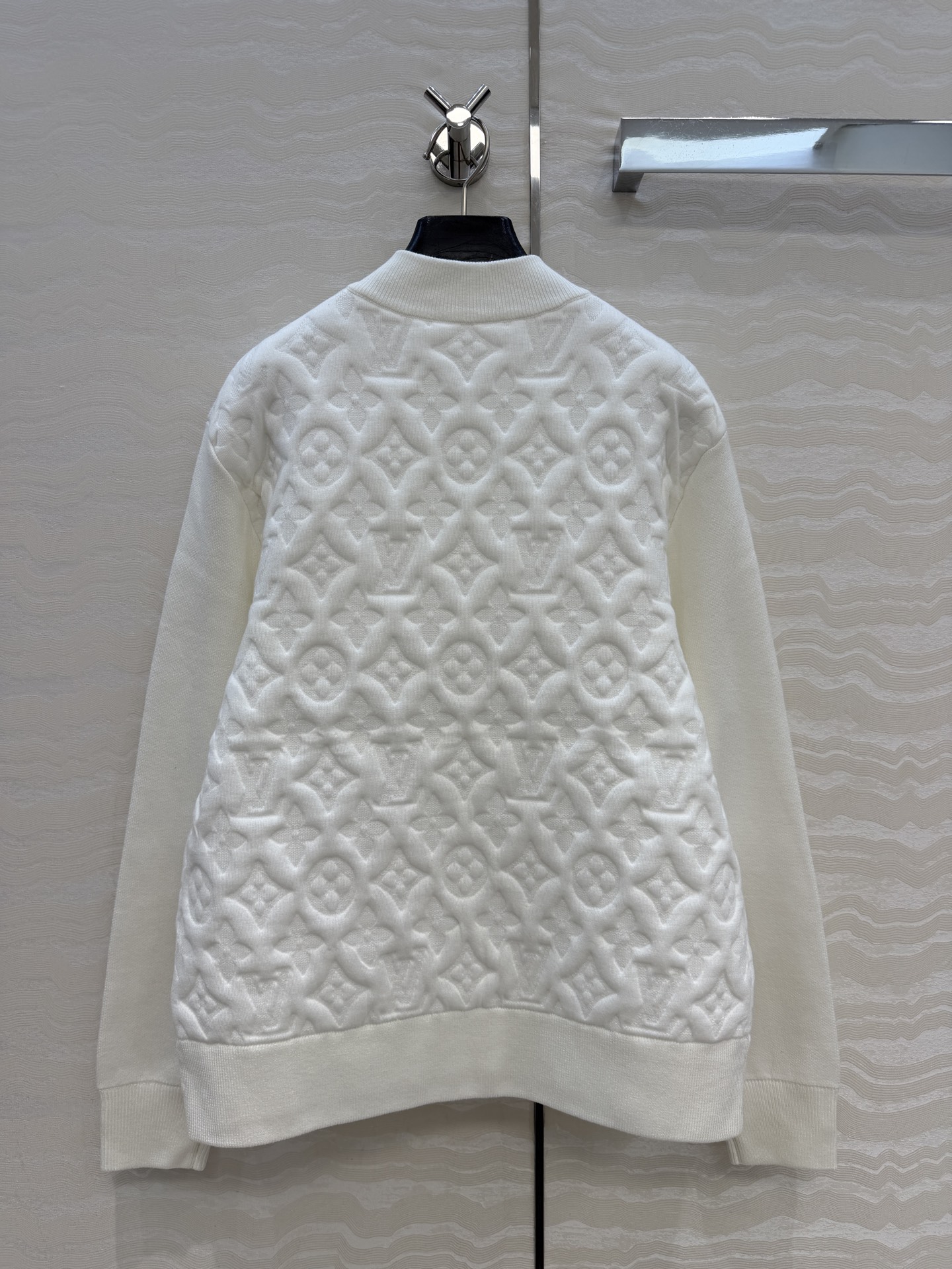 高端原单品质💕lou秋冬限定新品！高级MONOGRAM立体提花棒球夹克外套！男女同款宽松版型不挑人！可甜可盐气质少女！进