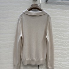原单品质❤️Lp高智感老钱风穿搭!秋冬新品高级素色Sergio羊绒polo领短袖上衣!16针工艺温柔极致优雅的调调,简约 原单品质❤️Lp高智感老钱风穿搭!秋冬新品高级素色Sergio羊绒polo领短袖上衣!16针工艺温柔极致优雅的调调,简约
