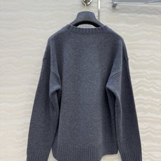 独家首发,原单品质❤️高定紫标RL浓郁美式风,穿毛呢夹克🧥小熊毛衣!品质控必入。绝美细致到小熊大衣的立体翻领!认准我家进 独家首发,原单品质❤️高定紫标RL浓郁美式风,穿毛呢夹克🧥小熊毛衣!品质控必入。绝美细致到小熊大衣的立体翻领!认准我家进
