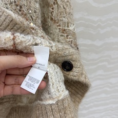 独家首发🍒原单品质!行走的高定 BC高智感穿搭!超重工的缕空勾花刺绣珠片工艺开衫外套。高比例羊毛马海毛徳国进口机打造编织 独家首发🍒原单品质!行走的高定 BC高智感穿搭!超重工的缕空勾花刺绣珠片工艺开衫外套。高比例羊毛马海毛徳国进口机打造编织