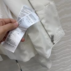 独家首发💕高端原单品质,BV长期主义。巴恩风高智感时髦穿搭!新品夹克外套!定制进口100%小羊皮手工编织领设计创意无限♾ 独家首发💕高端原单品质,BV长期主义。巴恩风高智感时髦穿搭!新品夹克外套!定制进口100%小羊皮手工编织领设计创意无限♾